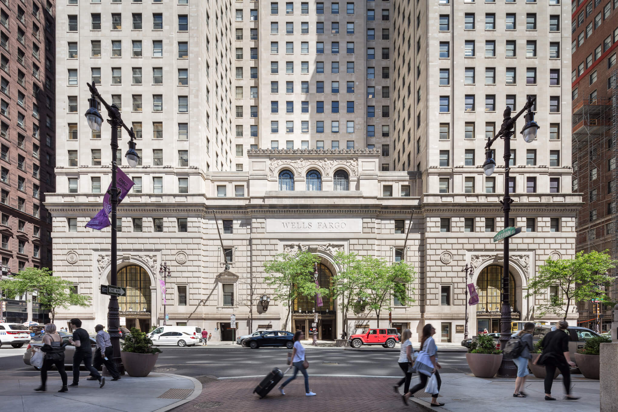 Main entrance on Broad Street